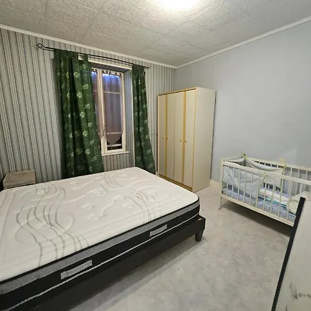 Du Menuisier بيت للعطل